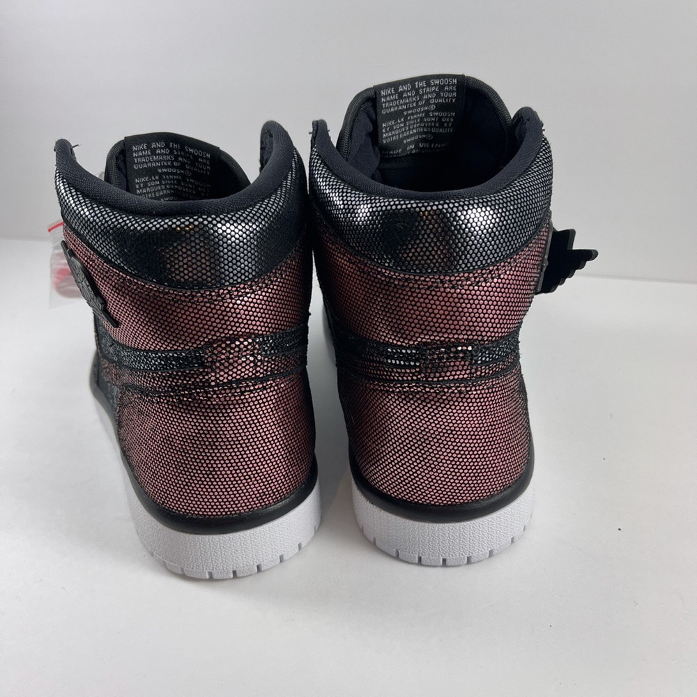 Nike Air Jordan 1 High Fearless - Picture 4 of 4